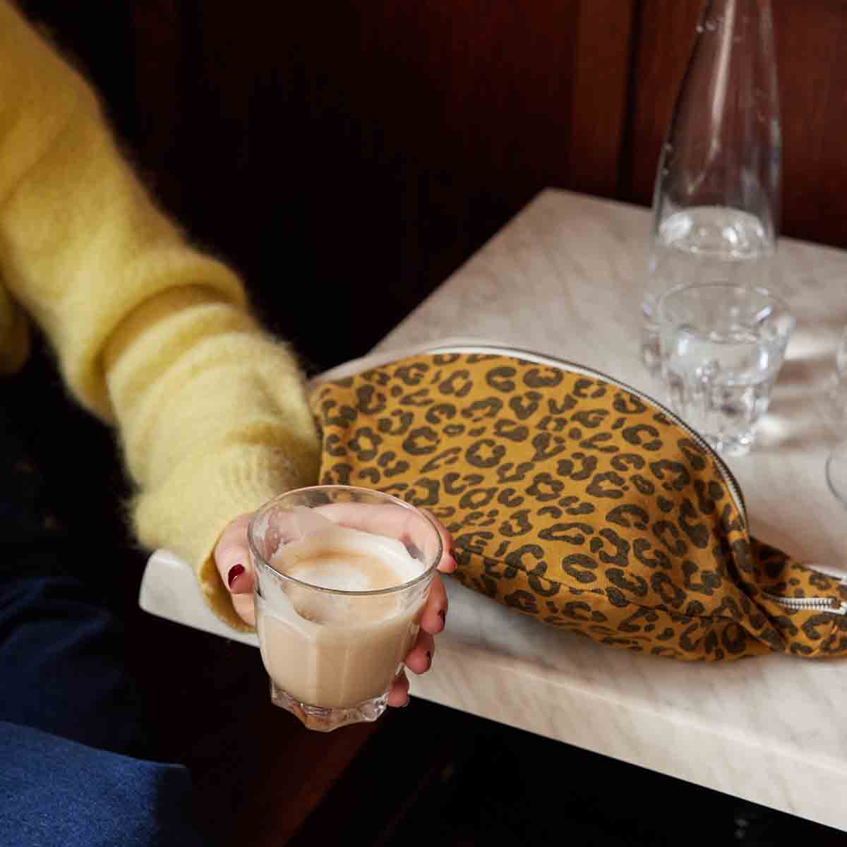 Bananentas Karamel Luipaardprint - TIJDELIJKE ACTIE GRATIS TOILETTAS - Afbeelding 5