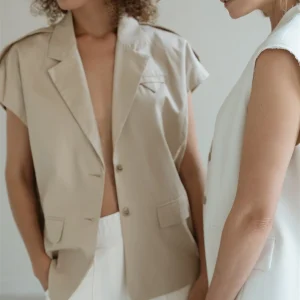 Melle2 Waistcoat | Sand