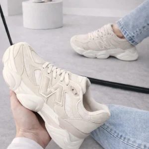 Sneaker Dana lichtbeige