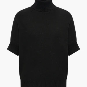 GingerA5 Sweater | Black