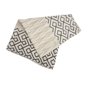 Beach Blanket Impresion Tree