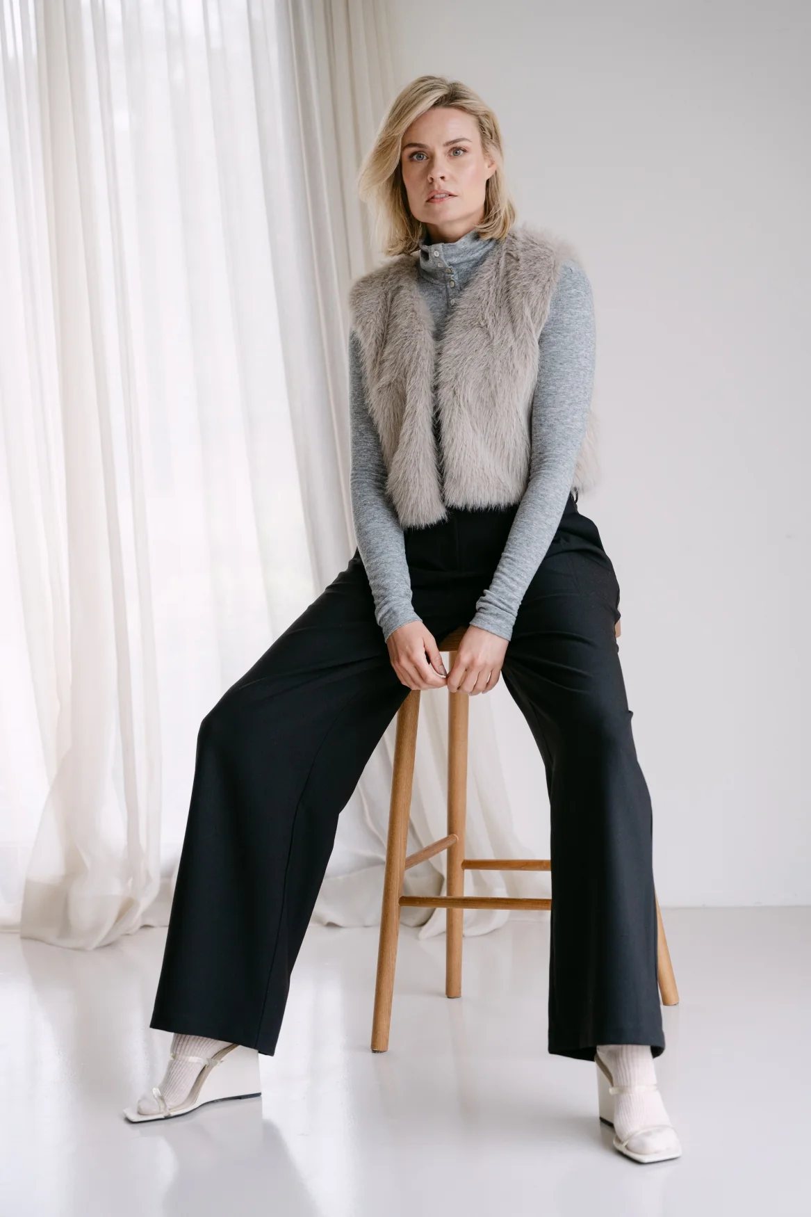 IslaA5 Fake fur gilet | Grey - Afbeelding 5