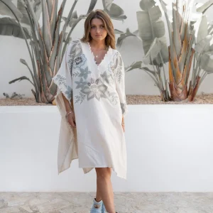 Poncho Alanza Floral Ivory