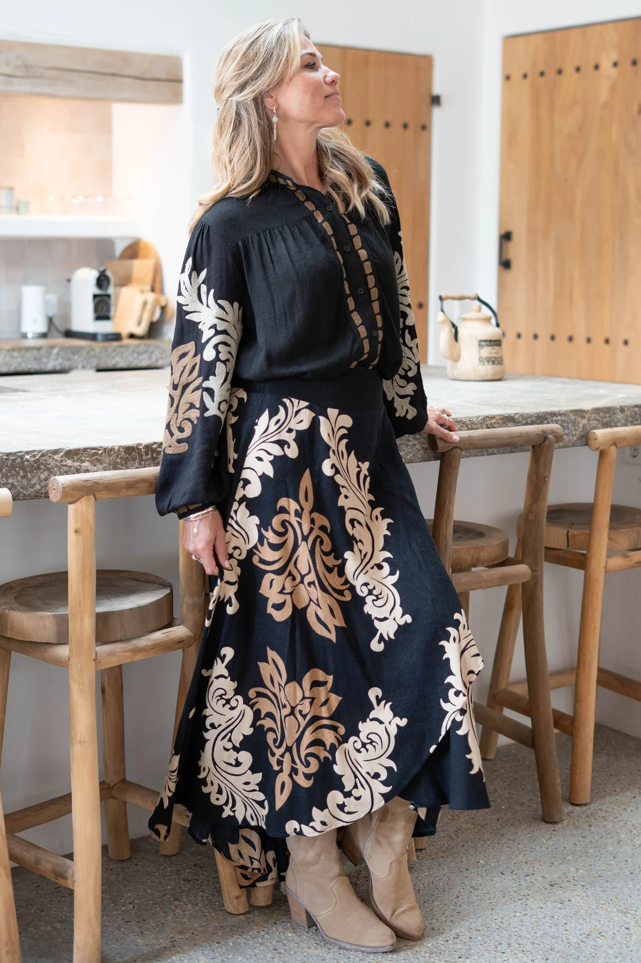 Circle Skirt Jaquard Black