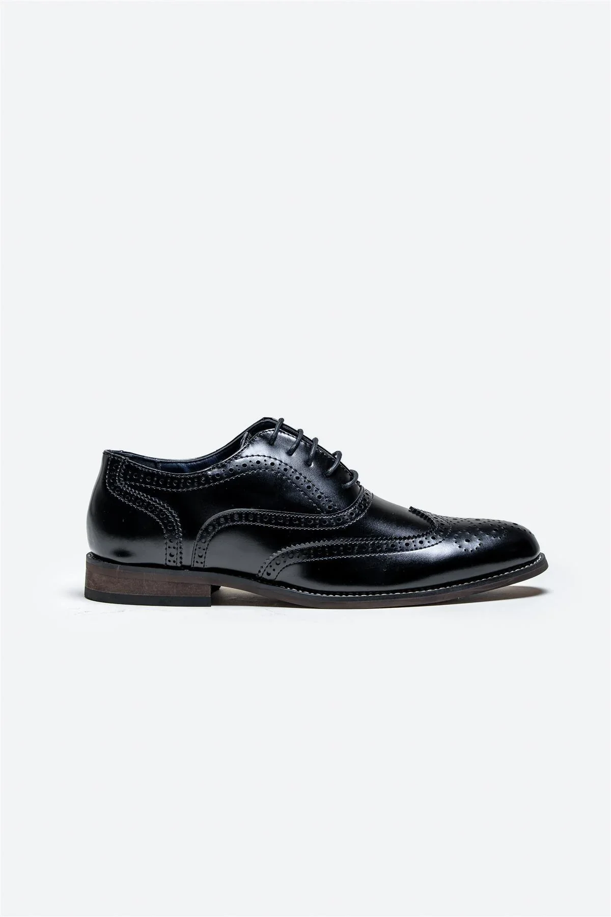 Cavani Clark Schoenen Black - Wingtip Brogue