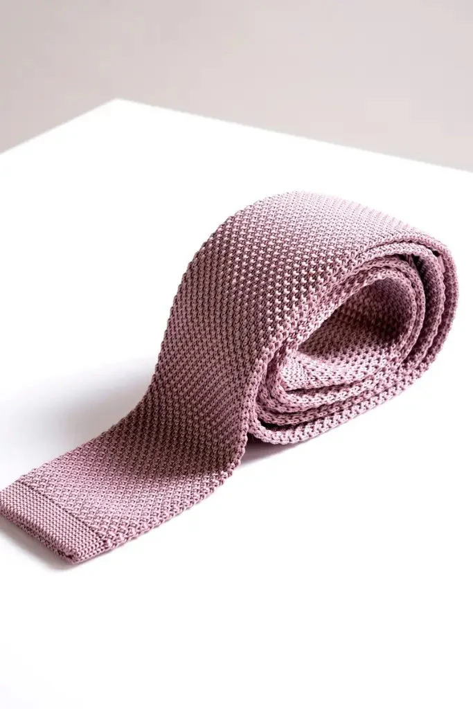 Stropdas Marc Darcy pink knitted